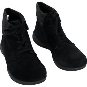 Clarks Roseville Black Suede Ankle Boots Women US 9M